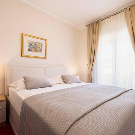 Aparthotel Villa Mozart 伯德古拉 外观 照片