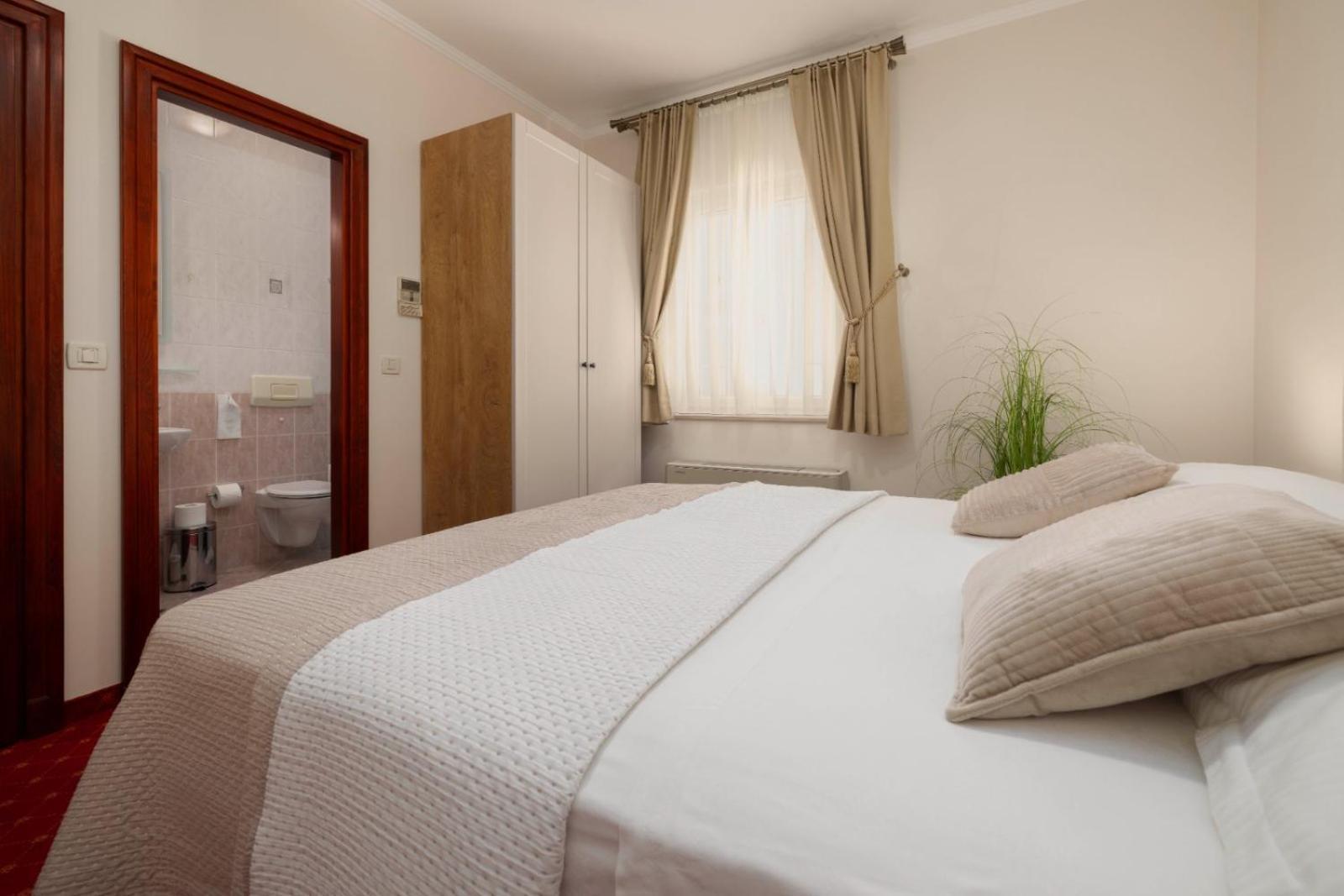 Aparthotel Villa Mozart 伯德古拉 外观 照片