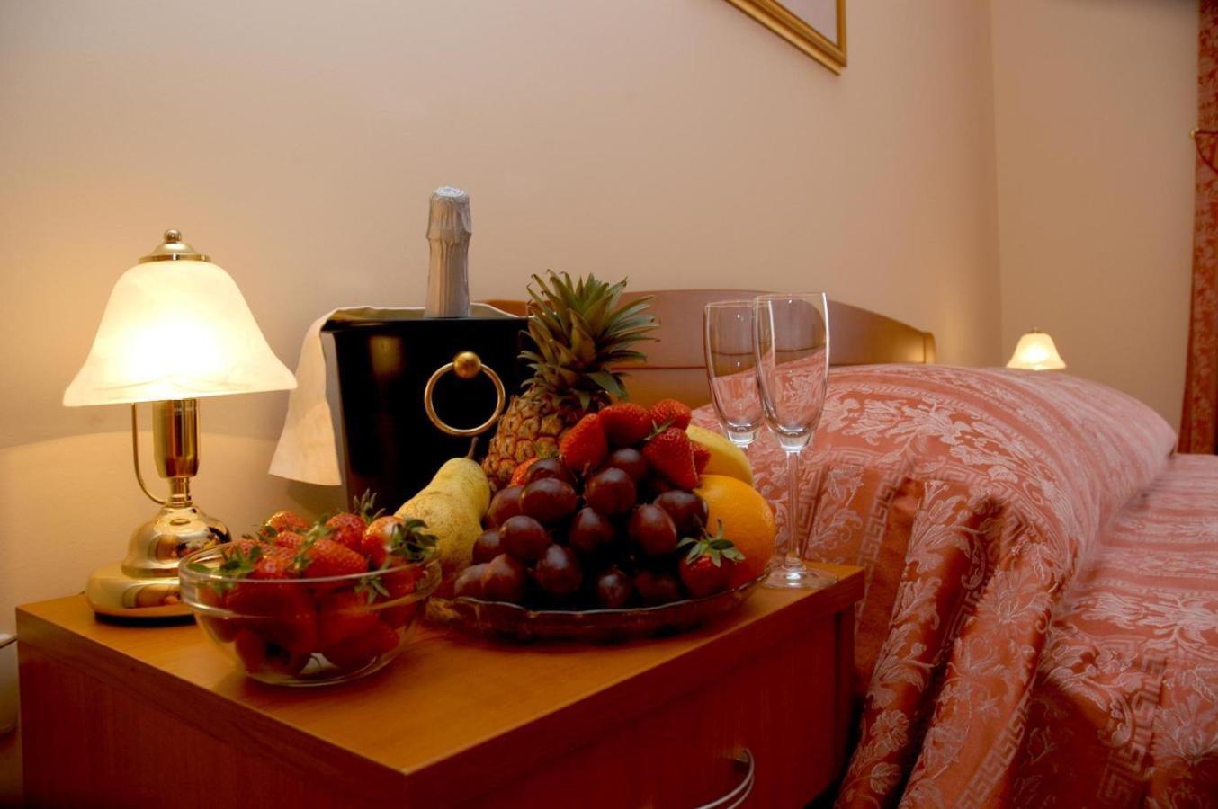 Aparthotel Villa Mozart 伯德古拉 外观 照片